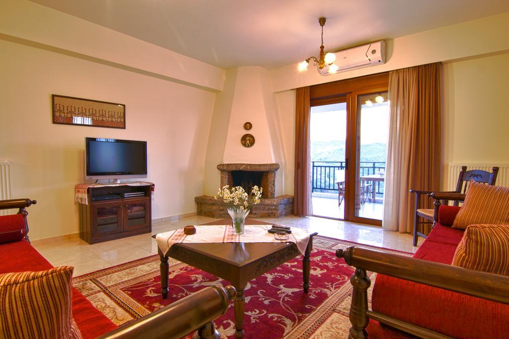 Aposeti Villas Petrochori  部屋 写真